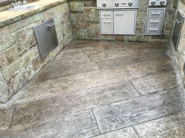 centennial-plank-stamped-concrete-walttools-example-1