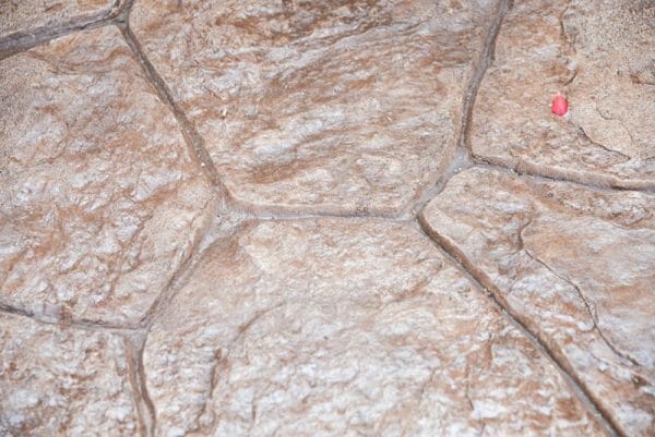 bc-random-stone-stamped-concrete-close-up-2-walttools