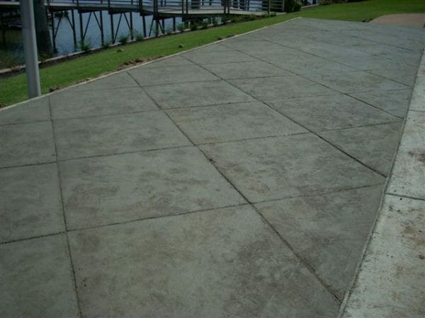 tennessee-tile-river-slate-stamped-concrete-example-2-walttools