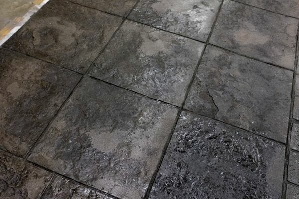 weathered-stone-tile-stamped-concrete-walttools-example-3