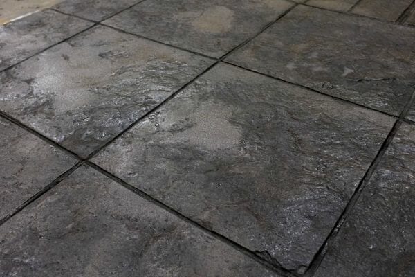 weathered-stone-tile-stamped-concrete-walttools-example-2